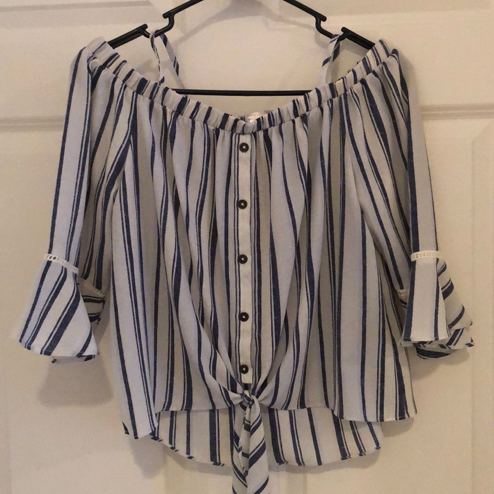 Xhilaration Off-the-Shoulder Crop Top